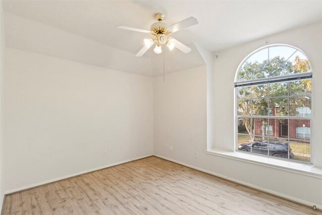 Building Photo - 1019 Norfolk Dr