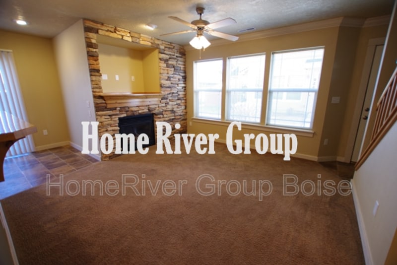 Building Photo - 9129 W Brogan Dr