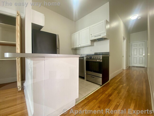 Primary Photo - 891 Massachusetts Ave