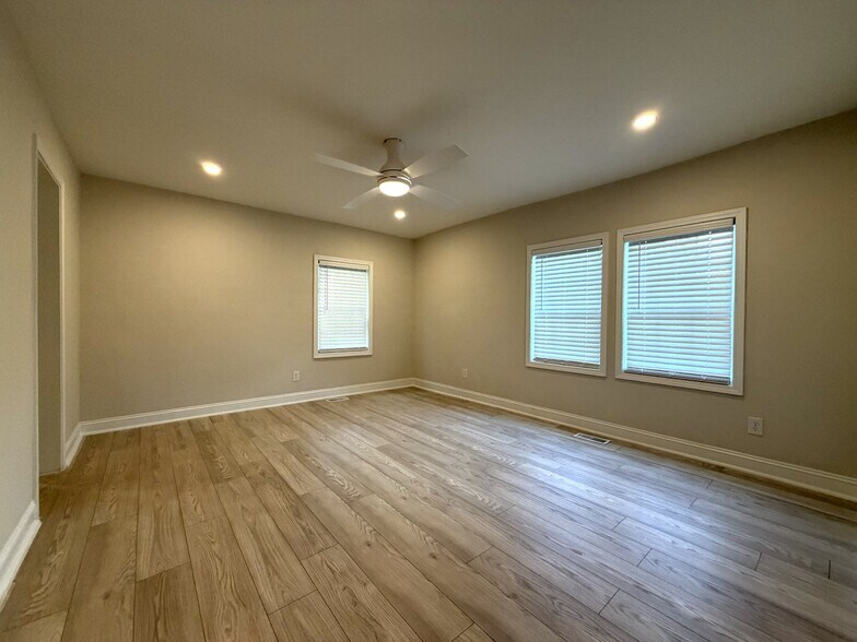 Building Photo - 4111 Brown Dr