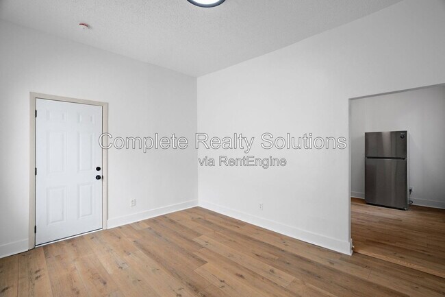 Building Photo - 2928 Texas Ave