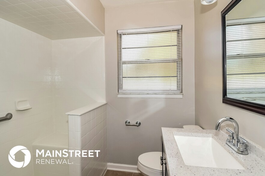 Building Photo - 2248 Patou Dr