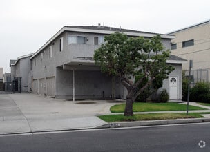 Building Photo - 12312 Grevillea