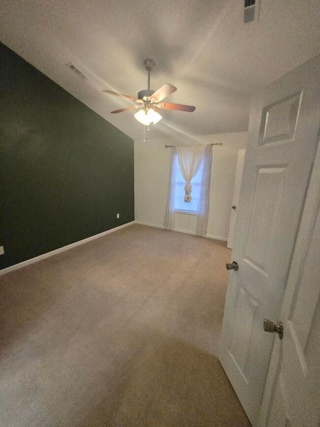 Building Photo - Spacious 2-Bedroom Townhome – End Unit with Private Deck & Garage