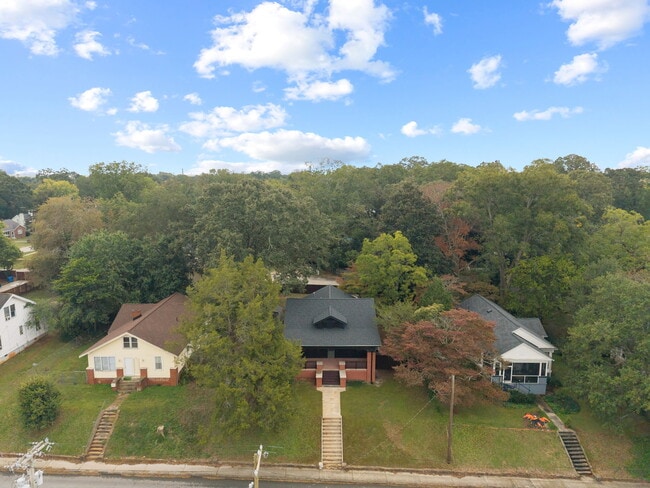 Building Photo - McCullough Heights