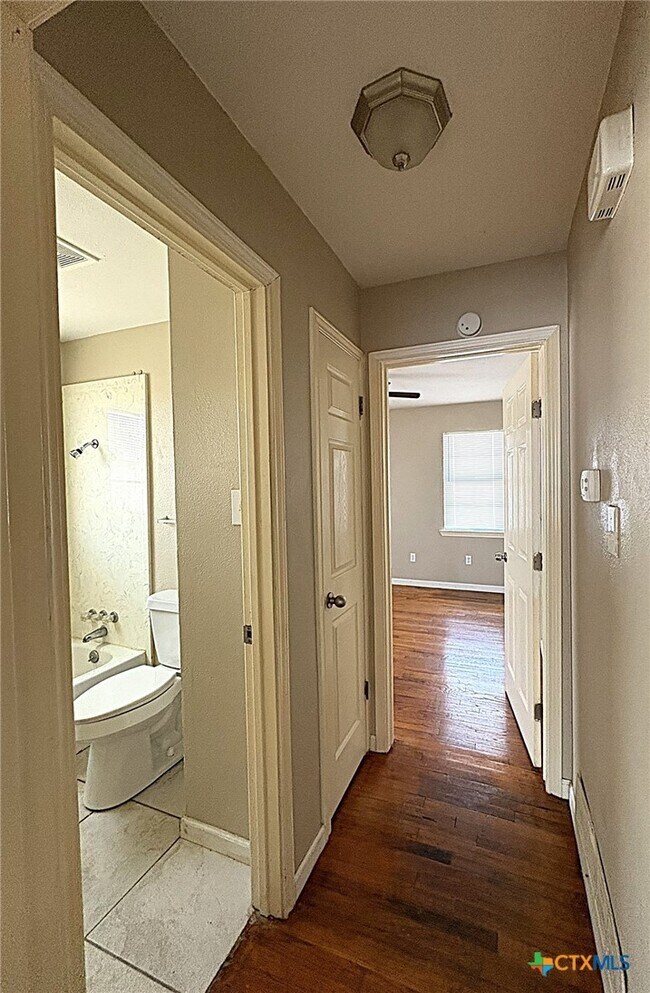 Building Photo - 211 Marston Ave