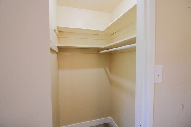 Building Photo - 1778 Vicente Dr
