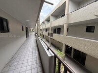 Building Photo - 5 Olive Dr