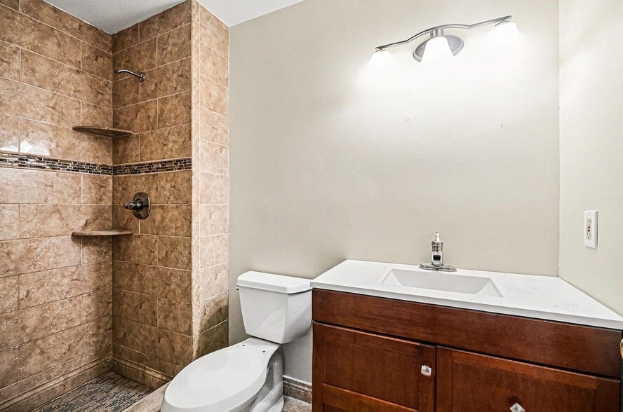 Building Photo - 30657 Hidden Pines Ln