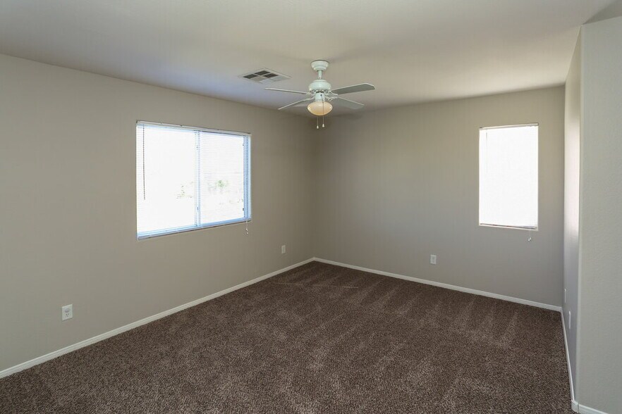 Building Photo - 8636 Pitch Fork Ave