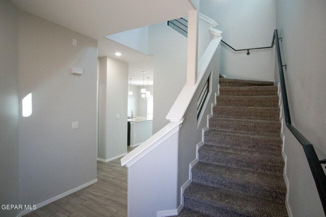 Building Photo - 12874 Woolstone Dr