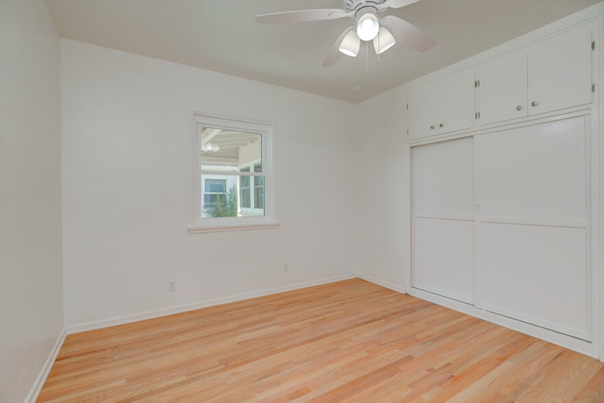 Bedroom 1 - 14733 Mccormick St