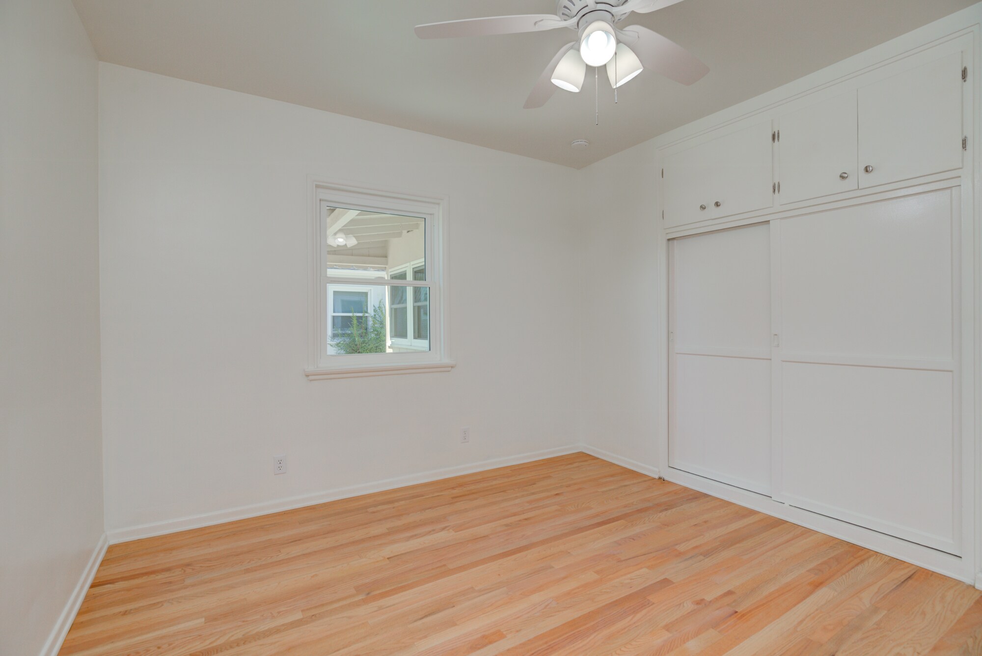 Bedroom 1 - 14733 Mccormick St