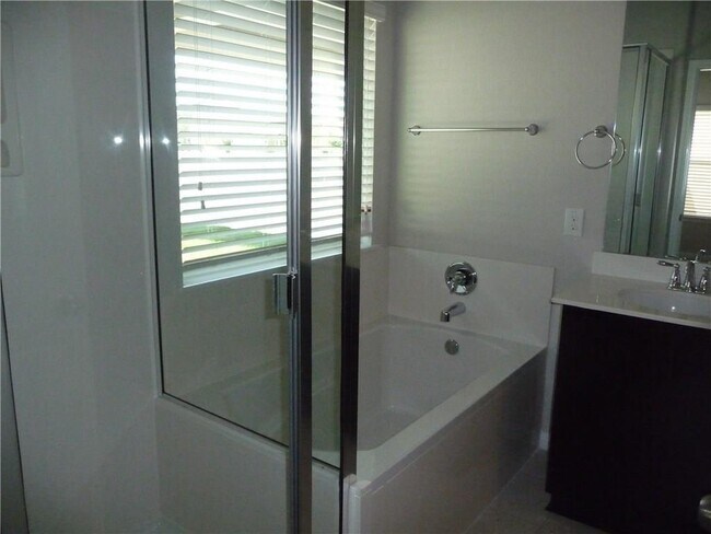 Building Photo - 1118 Walnut Canyon Blvd