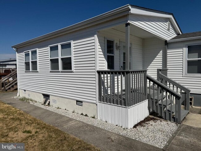 Building Photo - 36991 Laws Point Rd