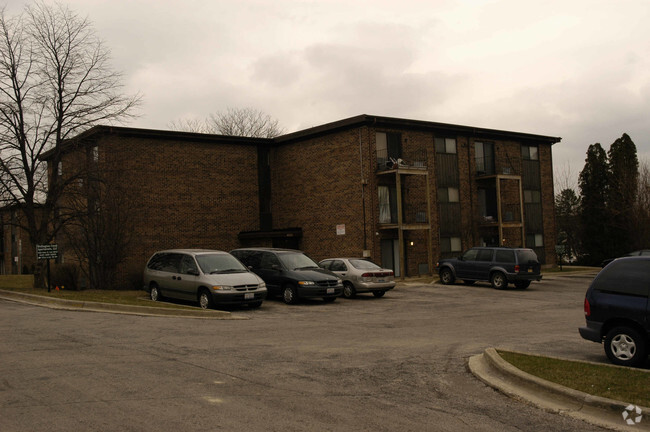 Primary Photo - Wellington Creek Apartments