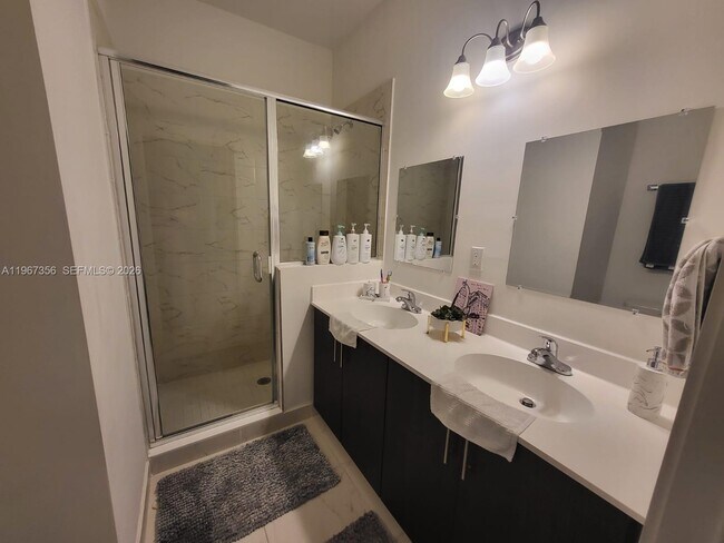 Building Photo - 15520 SW 136th St