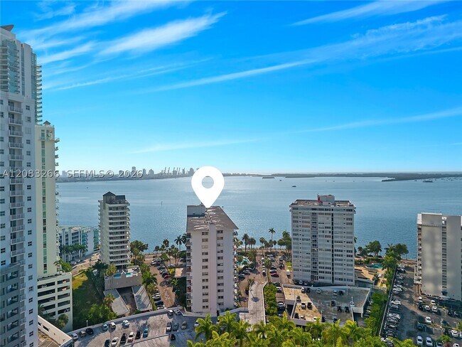 Building Photo - 1408 Brickell Bay Dr