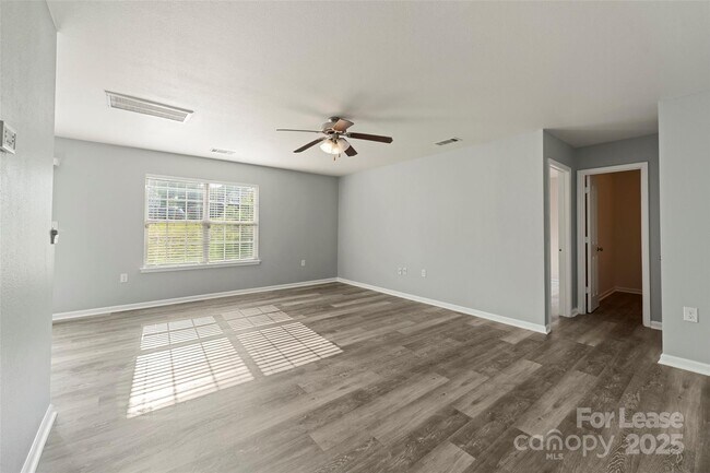 Building Photo - 11824 Paver Ln