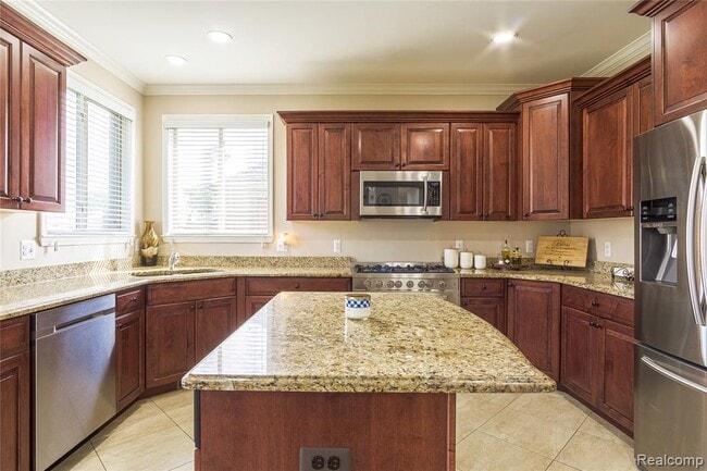 Building Photo - 15357 Prentice Ct