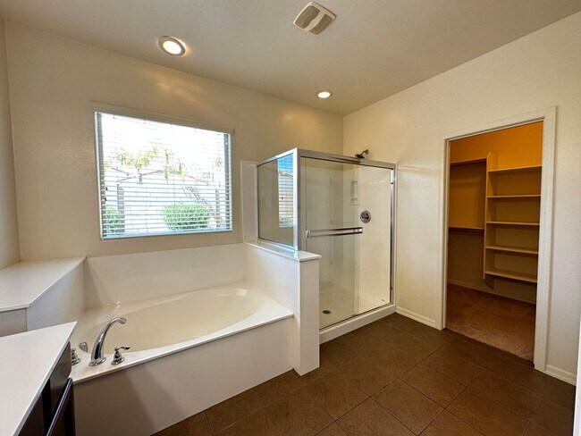 Building Photo - 4 BD + DEN IN CORTESSA IN WADDELL