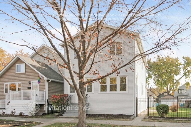 Building Photo - 1102 Lathrop Ave