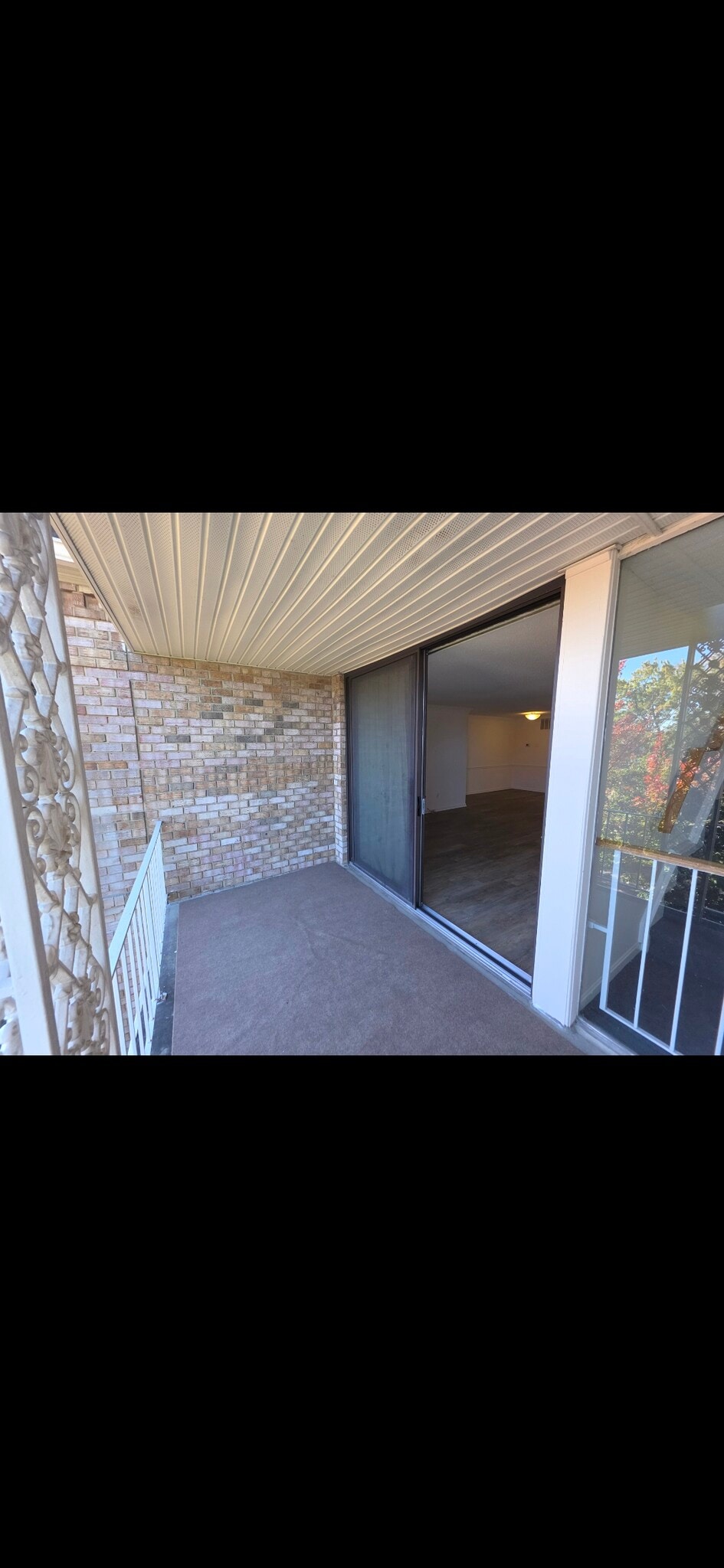 Balcony - 3115 Patrick Henry Dr