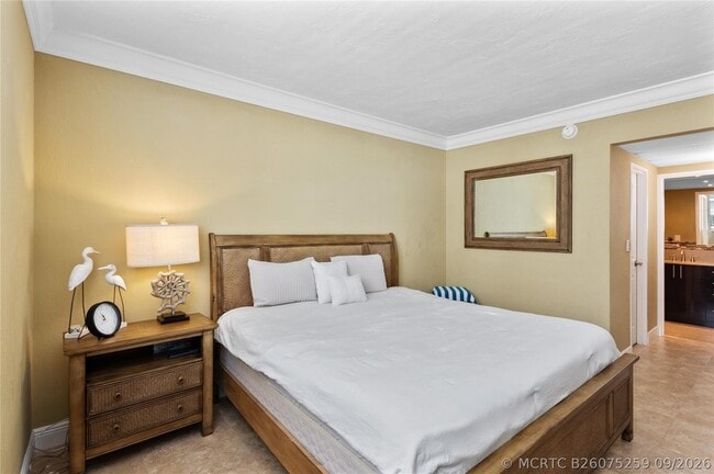 Building Photo - 4250 Galt Ocean Dr