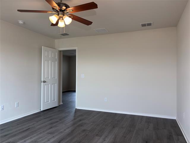 Building Photo - 507 Goldenrod Ln