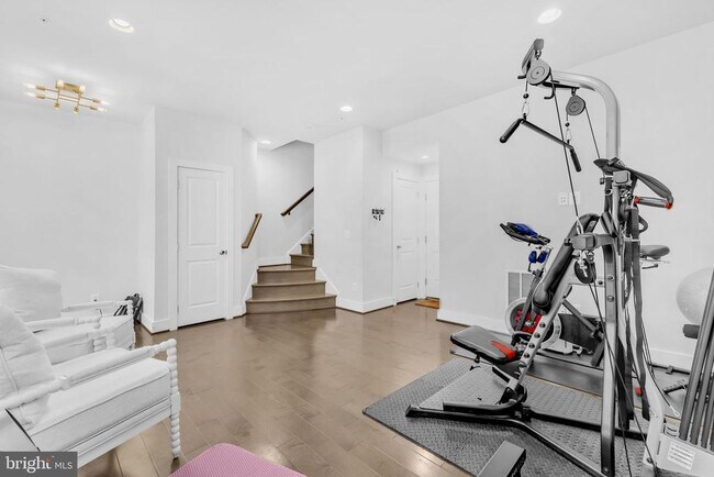 Building Photo - 5106 Fillmore Ave