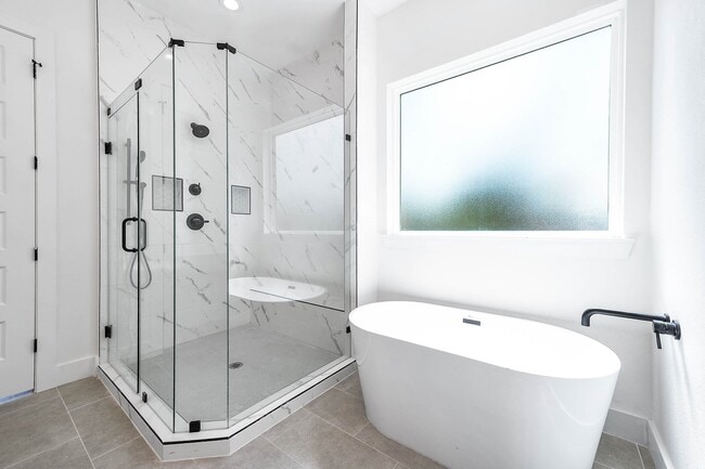 Building Photo - 3619 Bremond St