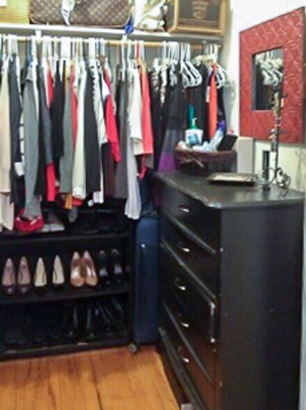 Building Photo - 2856 N Orchard St