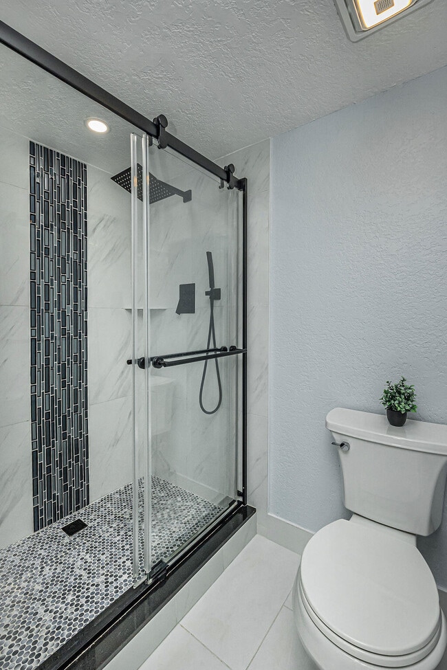 Building Photo - 3630 Whitehall Dr