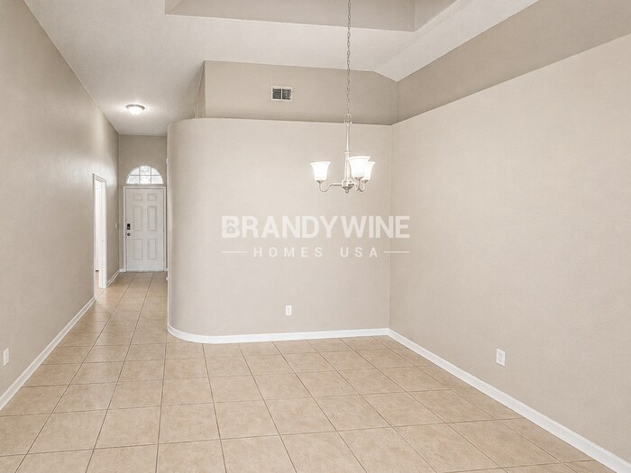 Building Photo - 5851 Dorham Pl