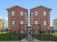 Building Photo - 6139 S King Dr