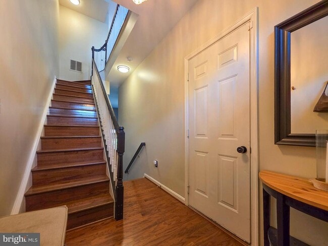 Building Photo - 5303 Arapaho Ln