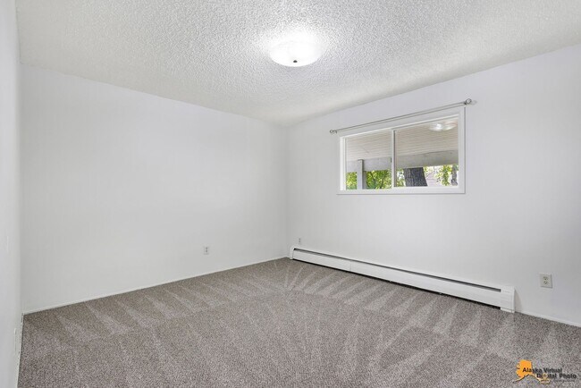 Building Photo - 1121 Latouche St