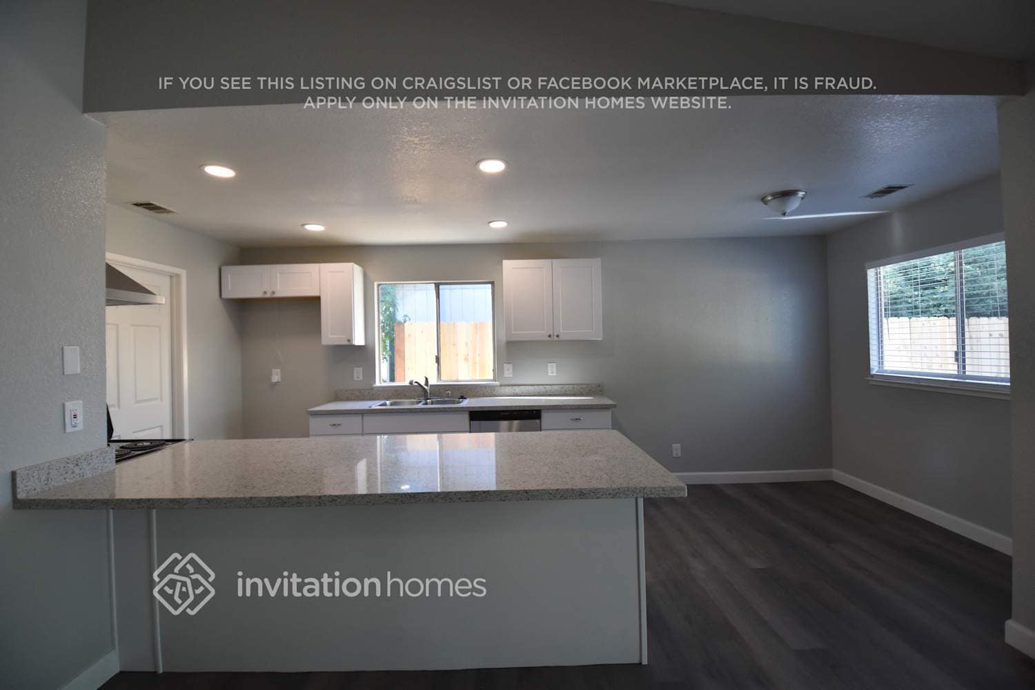 Building Photo - 1247 Crescendo Dr