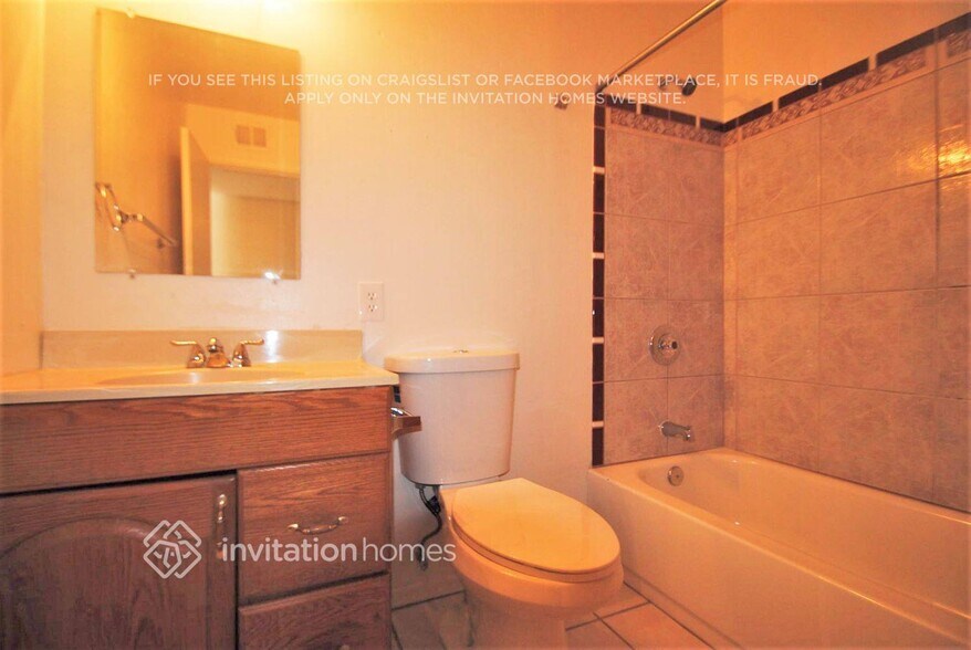 Building Photo - 3416 W Tuckey Ln