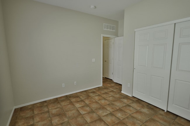 Building Photo - Rancho Sahuarita