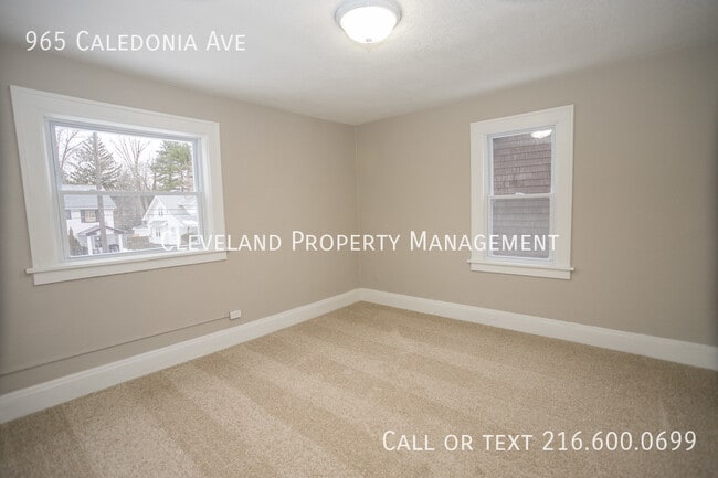 Building Photo - 965 Caledonia Ave