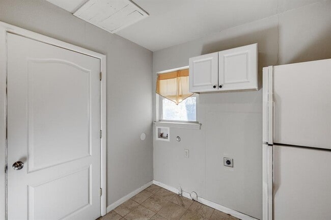 Building Photo - 4313 Bonnie Dr