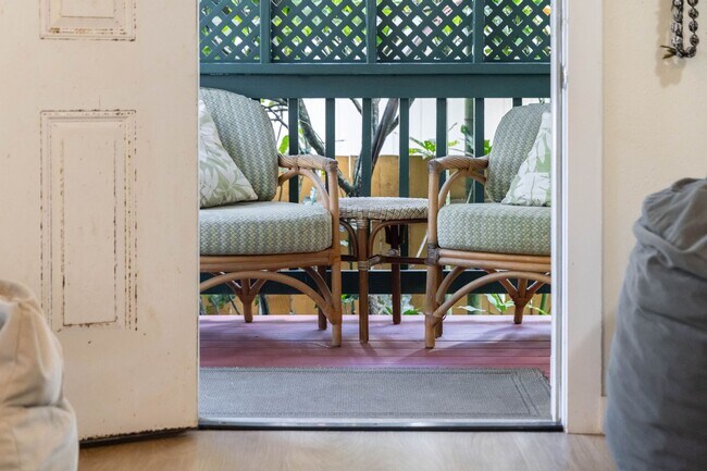 Building Photo - 59-018 Holawa St