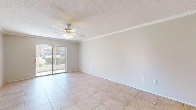 Building Photo - 4121 Heron Way