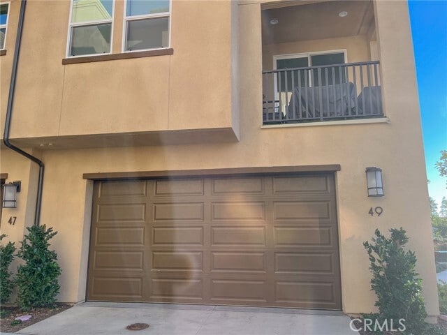 Building Photo - 49 Sanctuary Ln