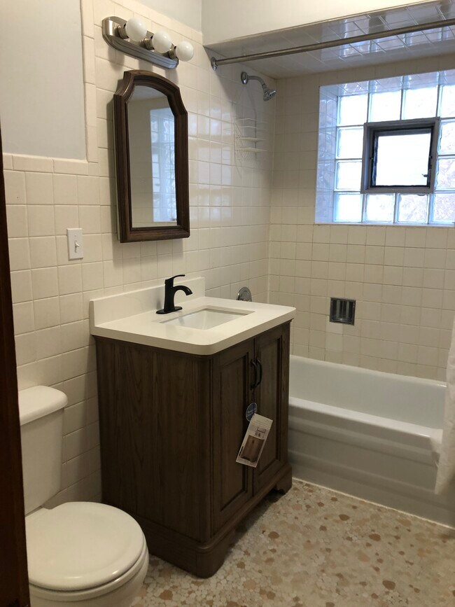 Bathroom - 5353 W Newport Ave
