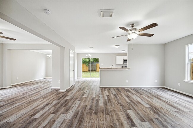 Building Photo - 7347 Parkland Manor Dr