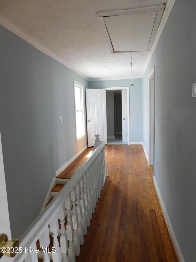 Building Photo - 304 Avenue A
