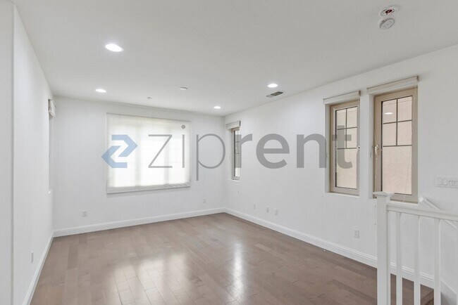 Building Photo - 2954 Worthing Common