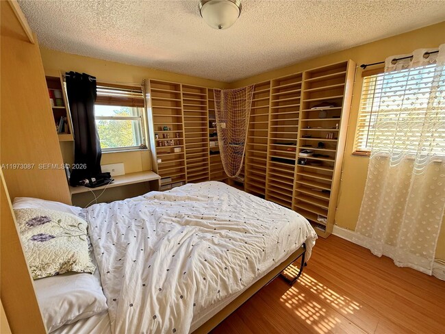 Building Photo - 1236 Alton Rd